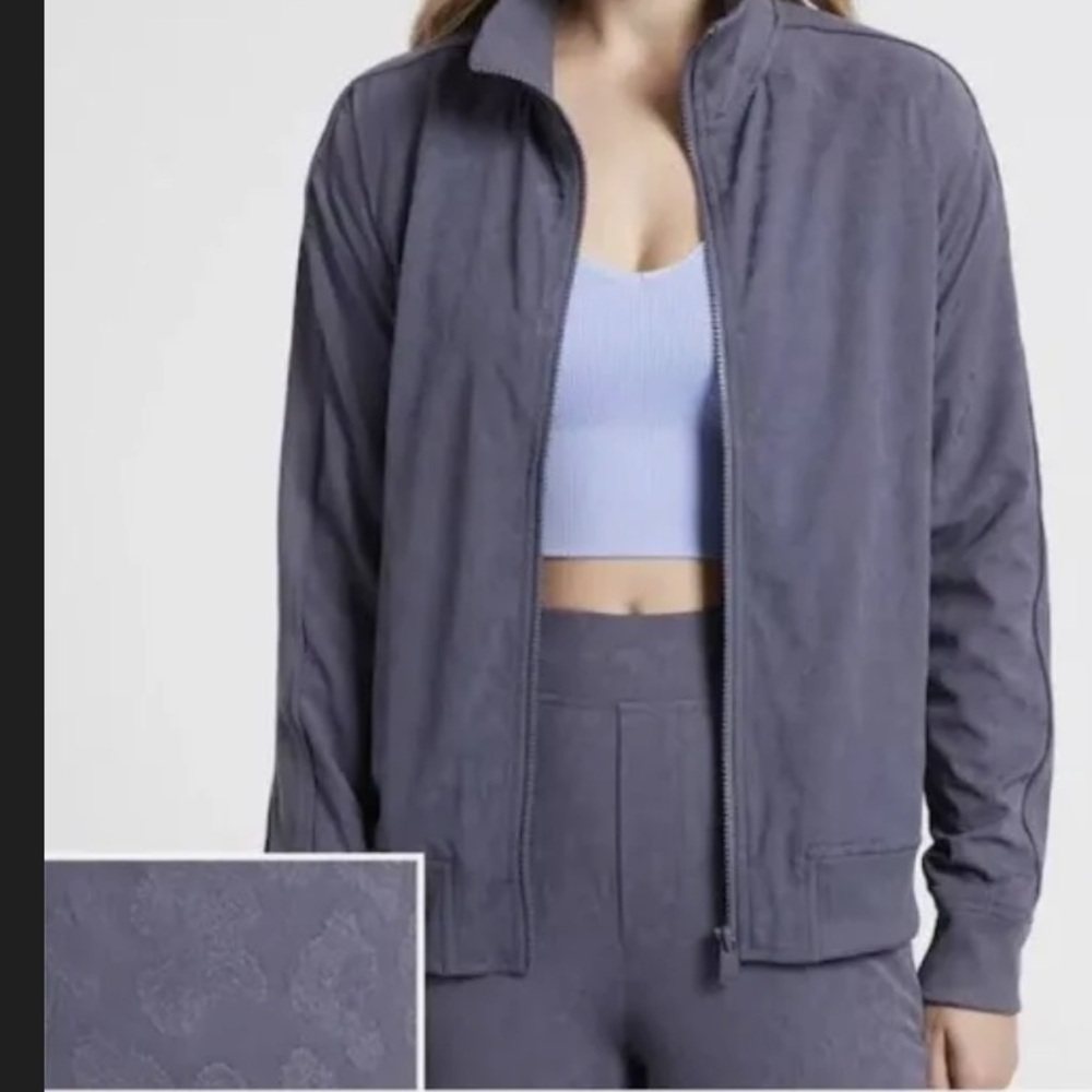 Athleta Brooklyn Bomber Gray Leopard Pattern Zip Up Arhletic Jacket size…